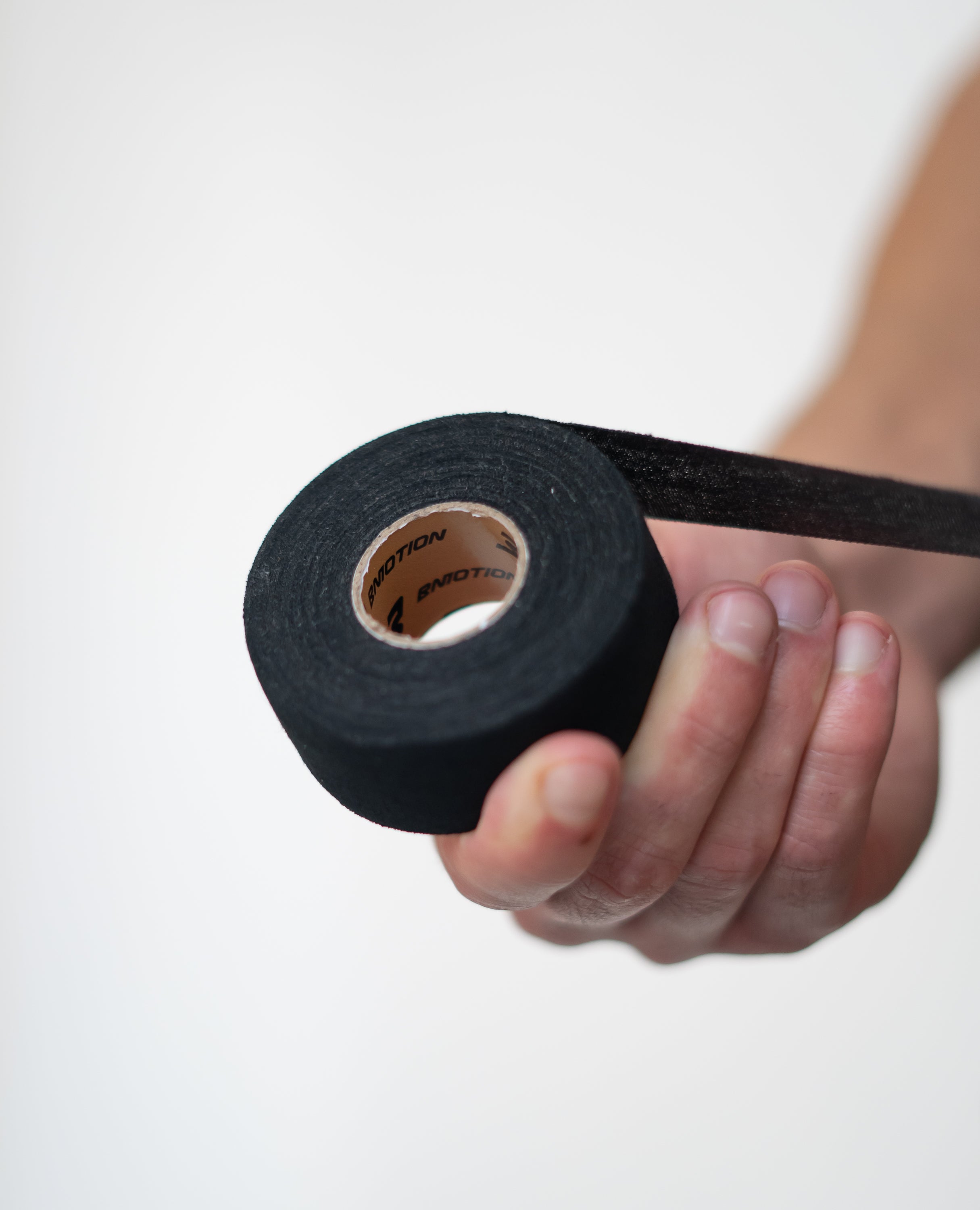 bmotion Grip Tape schwarze Rolle - Rutschfestigkeit für Calisthenics Turnringe Training